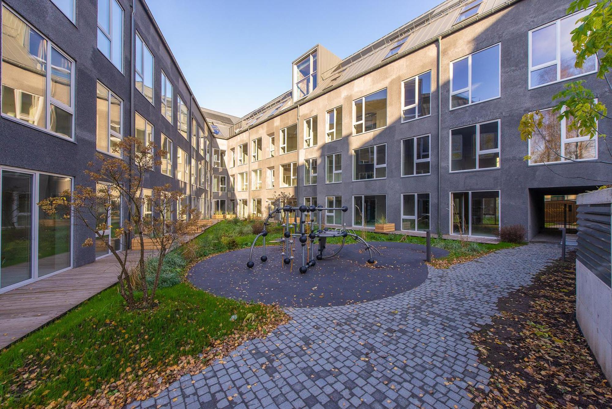 Apartament Cohost I Newly Built By Historical Bastion Wall, Self Check In