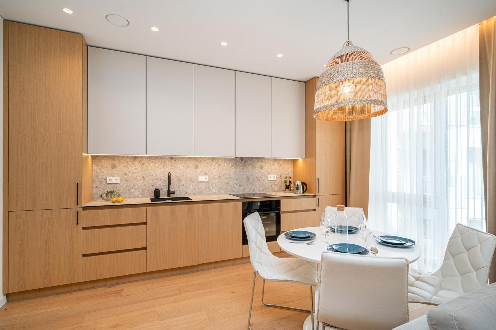 Apartament Cohost I Newly Built By Historical Bastion Wall, Self Check In Wilno