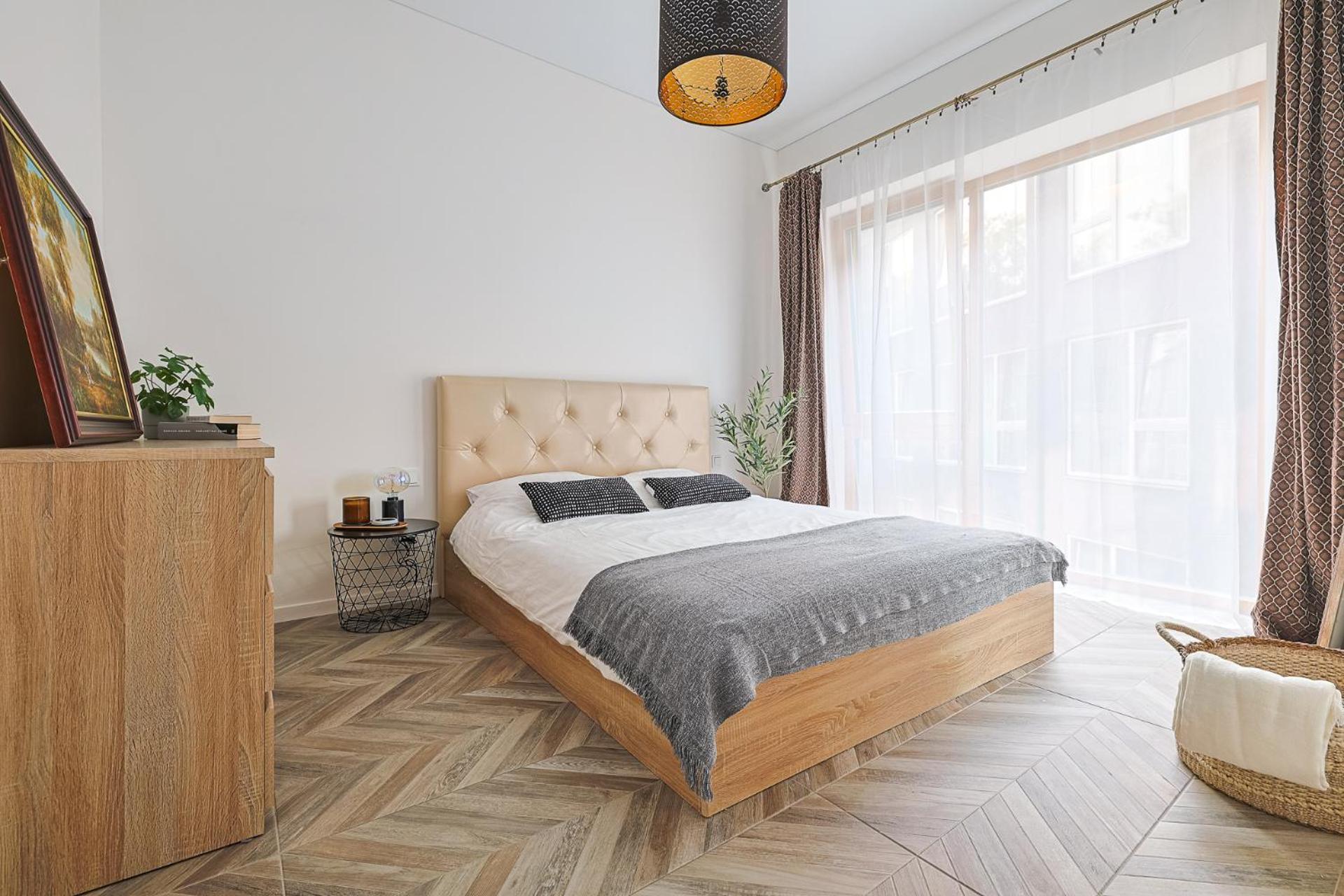 Apartament Cohost I Newly Built By Historical Bastion Wall, Self Check In Wilno